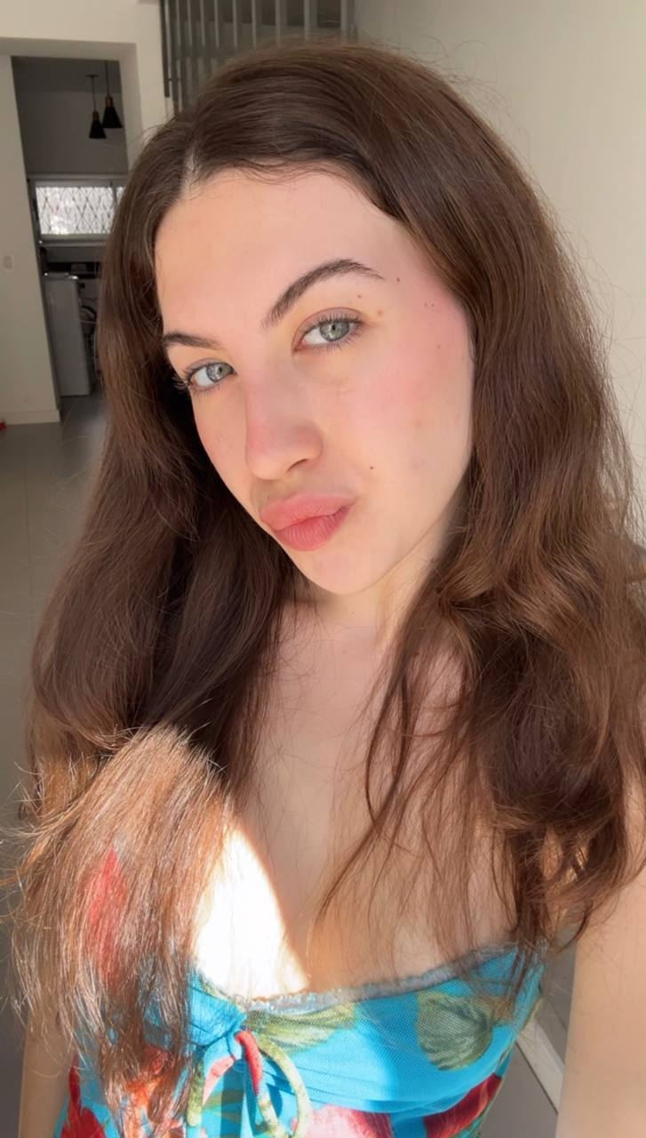 Nude girl Amber in Zhongshan