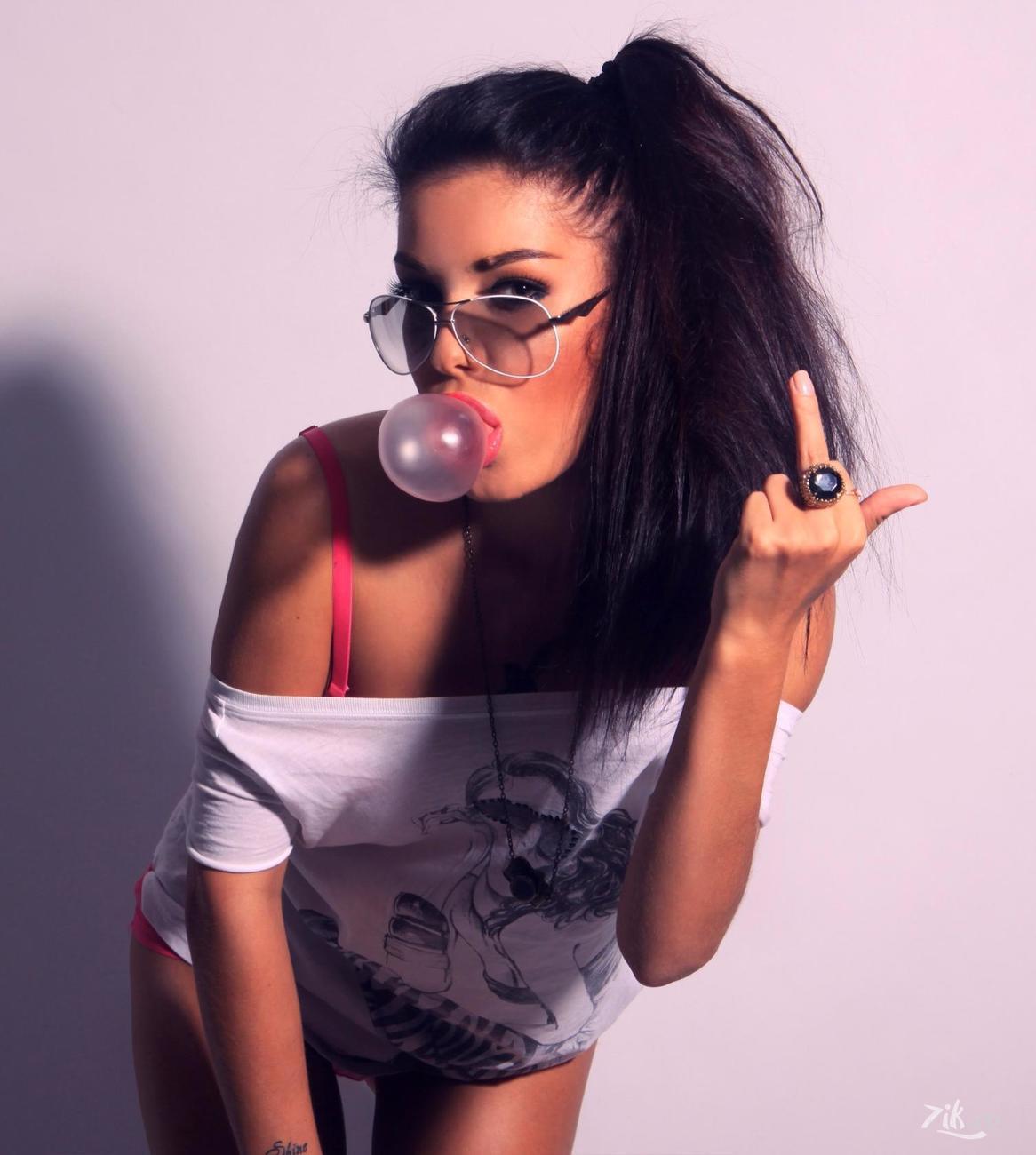 Sassy girls in Zhongshan