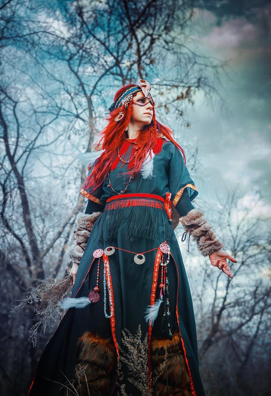 Girls in Slavic costumes underwear in Zhongshan