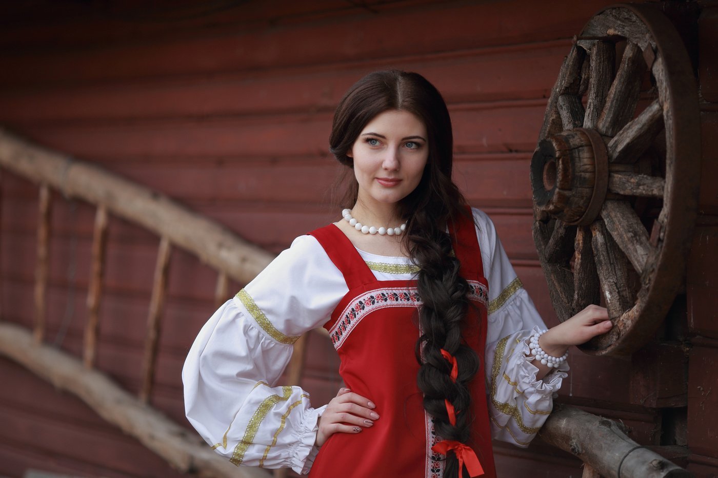 Girls in Slavic costumes in Zhongshan