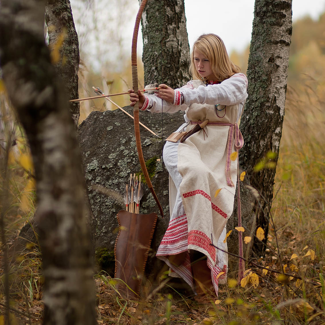 Sexy photo Girls in Slavic costumes in Zhongshan