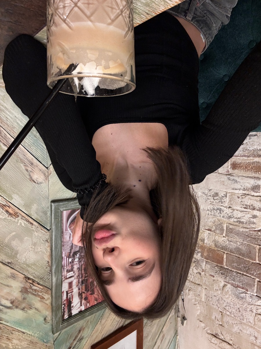 Fresh photos, fresh mood — Tina online in Zhongshan